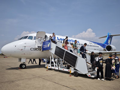 Tianyi aitab Comac C909 kaguosa Aasiasse tõusta