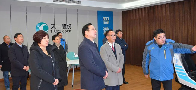 장쑤성 국제무역촉진협의회 회장 왕산화 일행이 천일주식회사를 방문하여 시찰하였다.