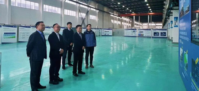 Ymwelodd Xu Weiming, maer Shanghai Huaxin Town, &acirc; Tianyi Stock ar gyfer ymchwiliad ac ymchwiliad