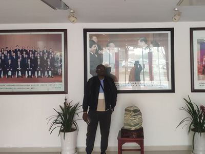 Z&aacute;kazn&iacute;k spoločnosti Tianyi GSE Libya akceptoval naftov&yacute; letiskov&yacute; ambulant a nakladač s naftov&yacute;m p&aacute;som na batožinu 