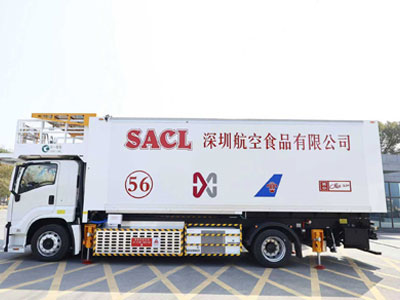 Shenzhen Airlines obstar&aacute;vanie Tianyi GSE veľk&yacute; v&yacute;kon Catering & Cabin Cleaning Truck kompletn&aacute; v&yacute;roba, deň dodania 